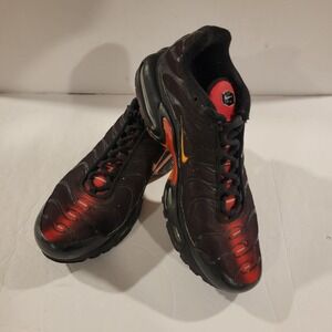 Nike Air Max Plus GS Black University Red Youth 6.5 Women's 8 CV9636-001